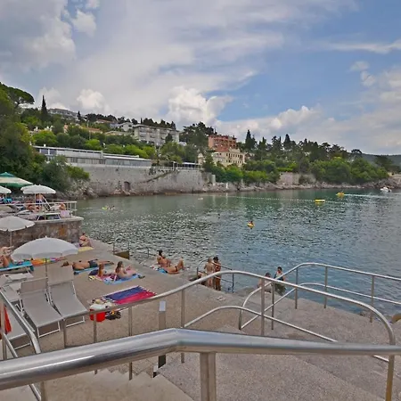 Apartment Vladislav Opatija